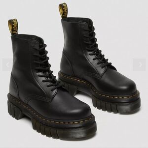 Dr. Martens Audrick Nappa Black Leather Platform Ankle Boots, size 5 NWOB